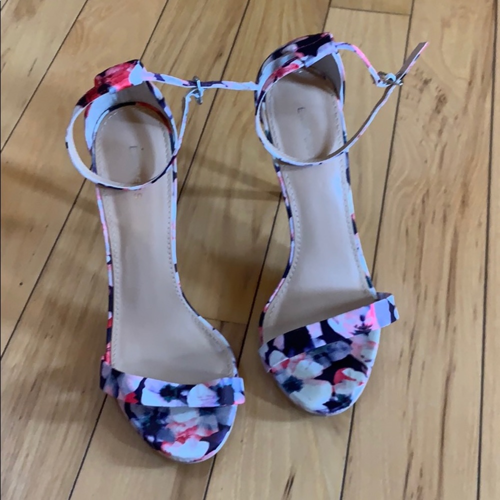 Express floral heels
